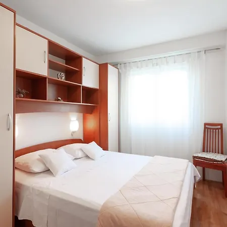 Vlahovic アパート *