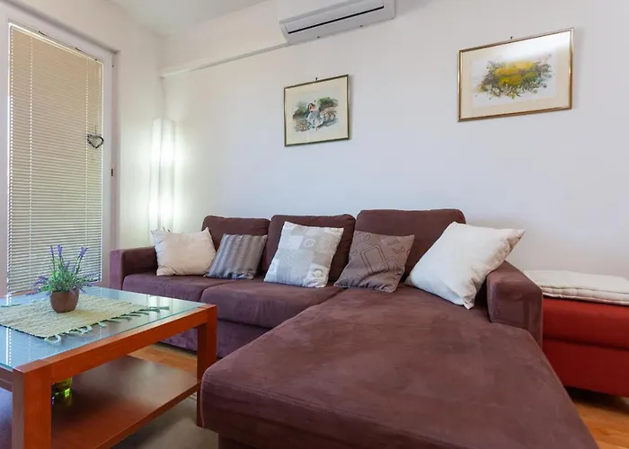 Vlahovic Apartamento Makarska